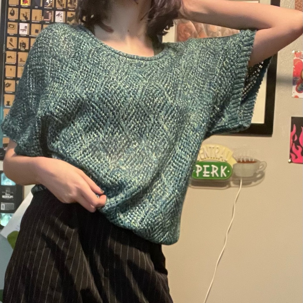 A United States Sweaters, blue and yellow sweater